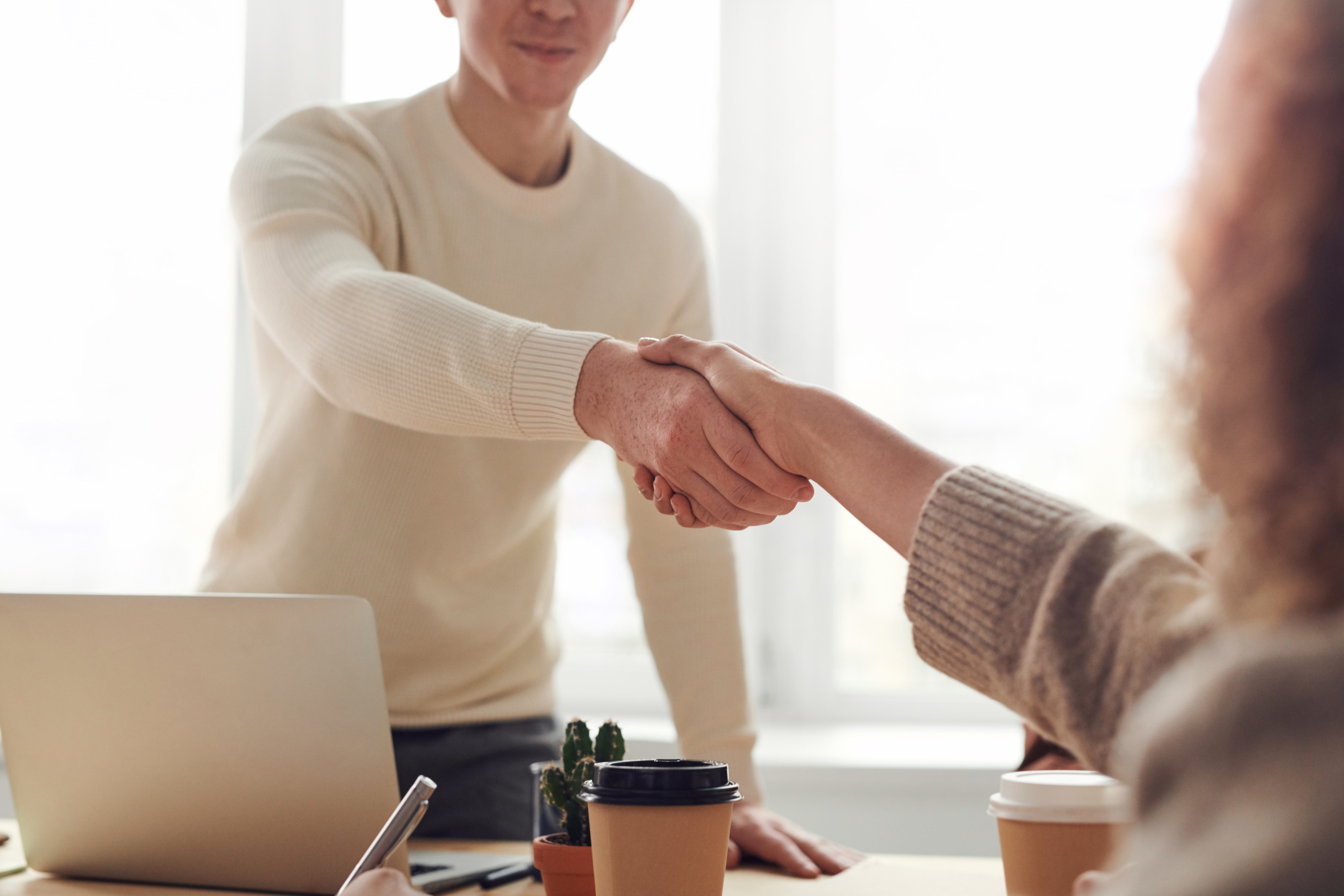 6 técnicas de vendas e persuasão para fechar negócios e encantar clientes